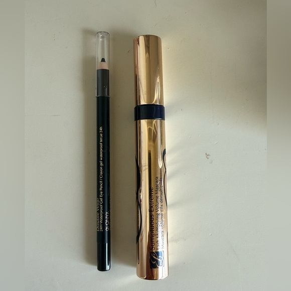 New Estée Lauder Holiday Beauty Blockbuster Cosmetic Set of 8 Eyeshadow, Lips - Picture 9 of 12